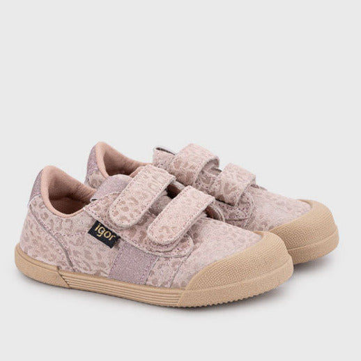 Igor Barefoot Tennis Leo Rosa - Main Image