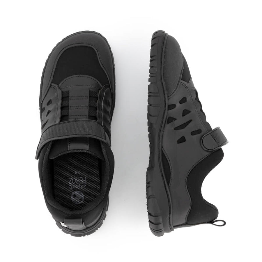 Zapato Feroz Adulto Onil Negro
