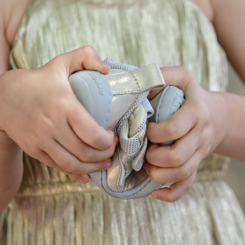 Froddo Barefoot Base III Gold Shine