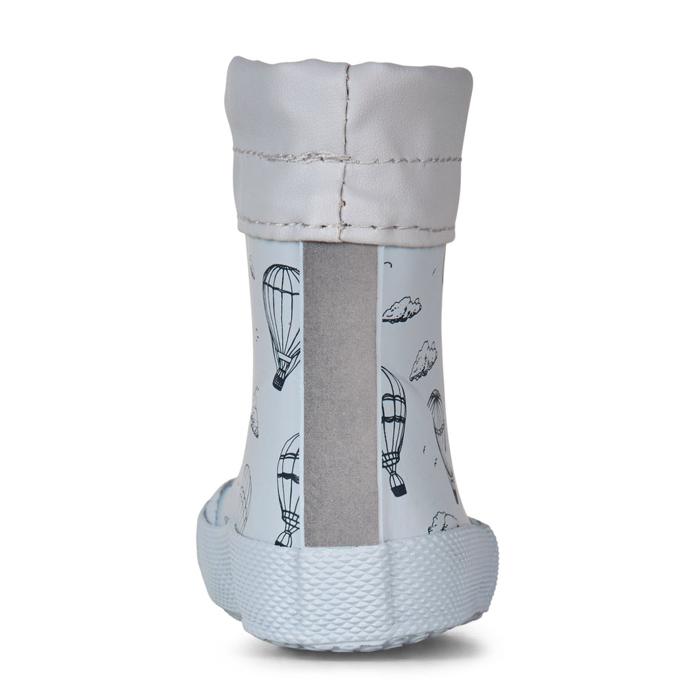 Bundgaard Cover Barefoot Sky Balloon