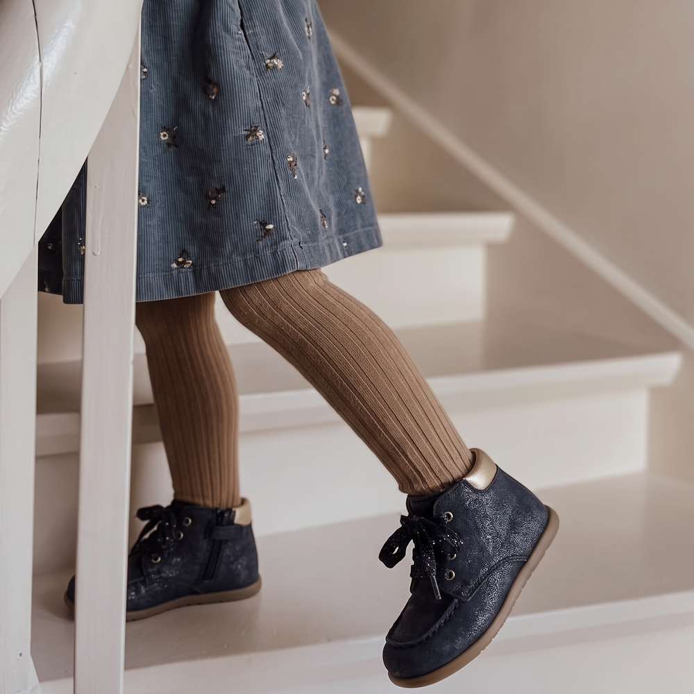 Zapatos derby barefoot Babybotte con cremallera, confeti azul con purpurina