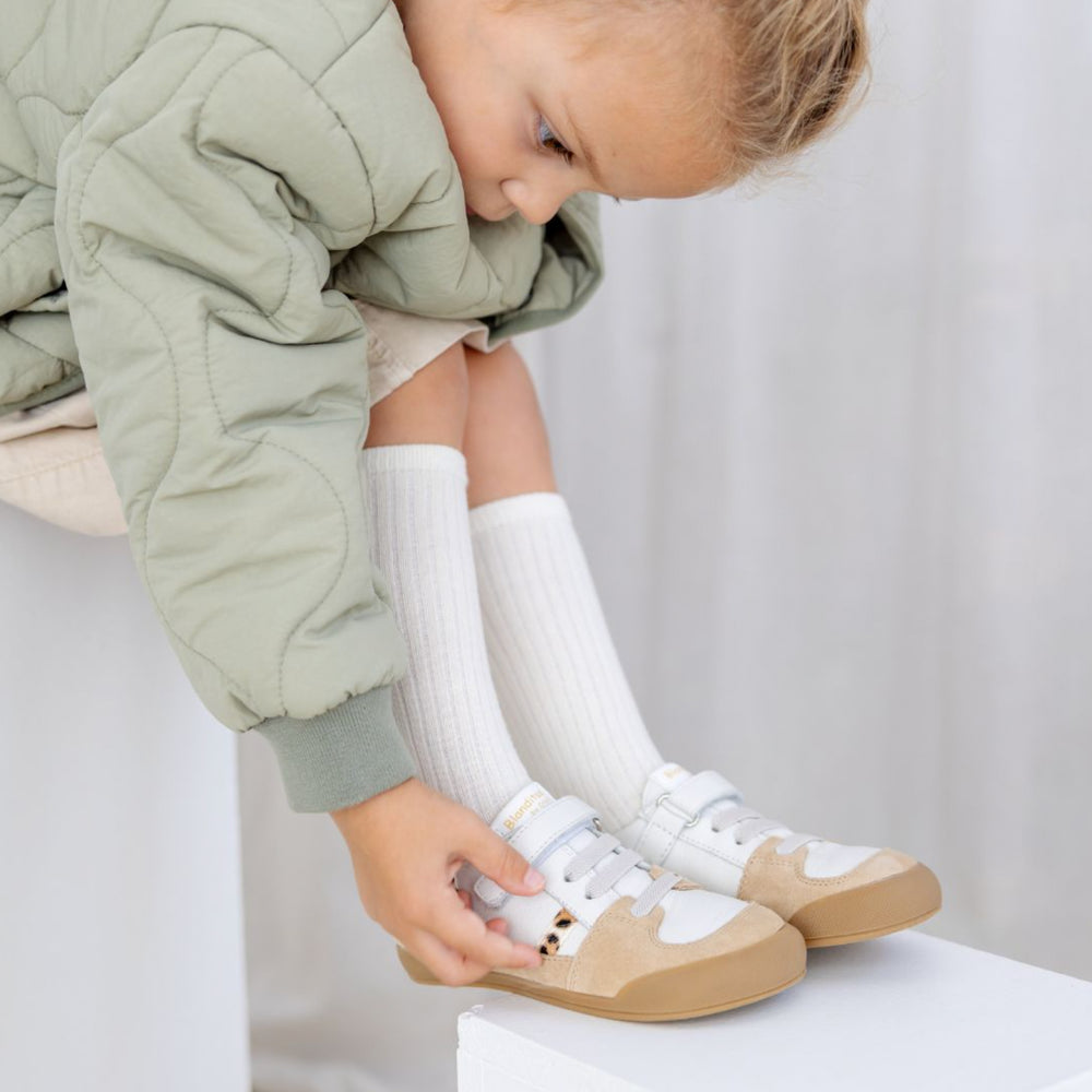 Blanditos Nepal Print