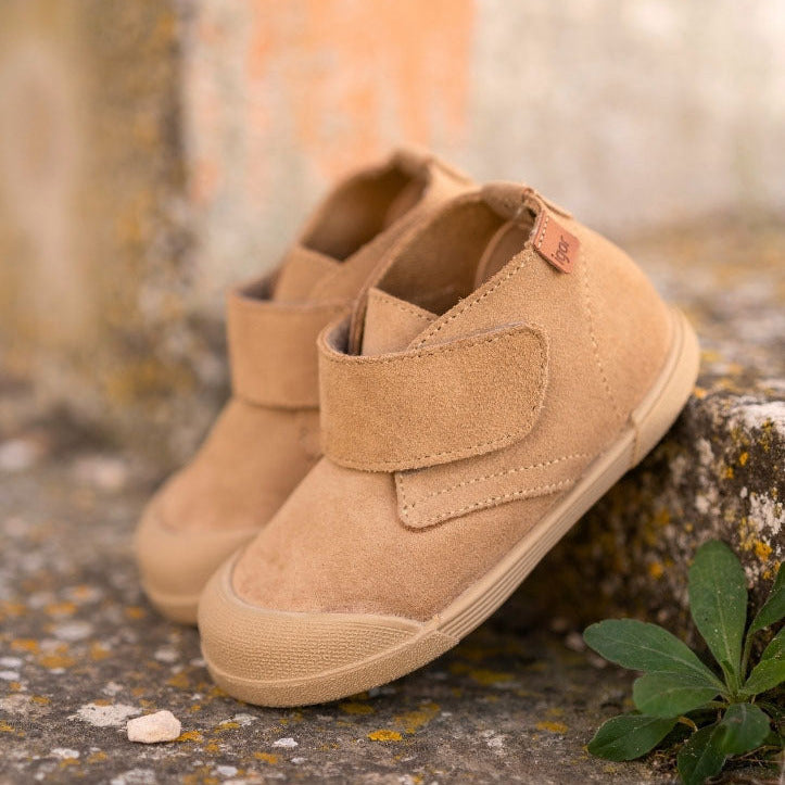 Igor Barefoot Tui Beige