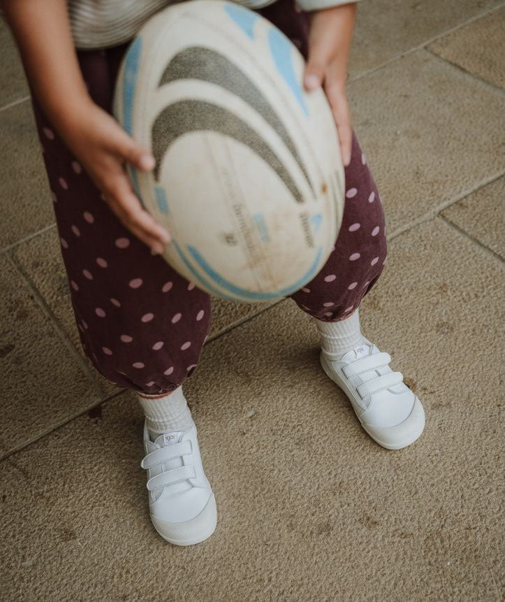 Igor Barefoot Tennis Blanco