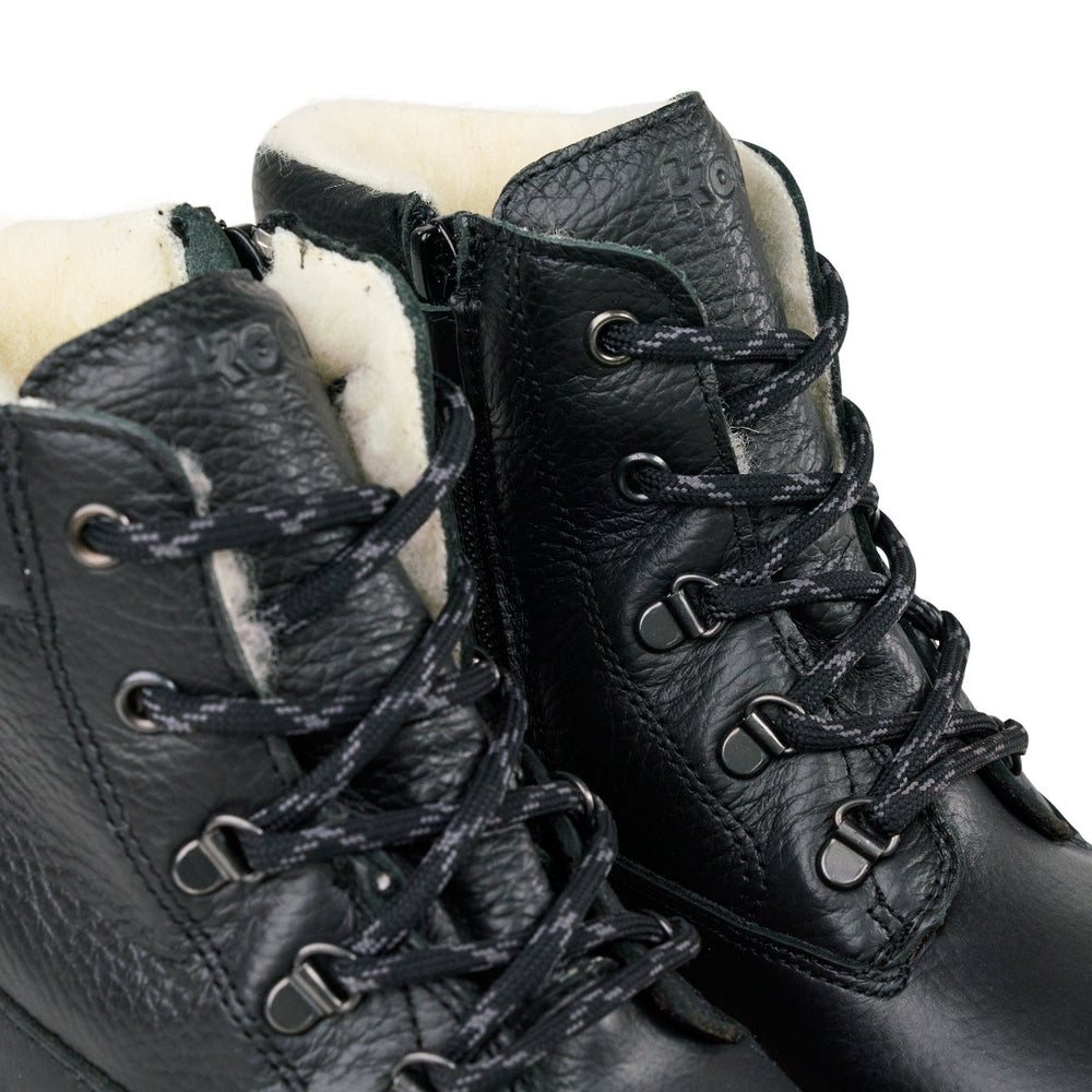 Koel Barefoot Dry Napa Black