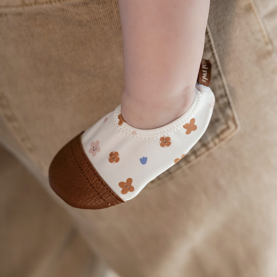 Les Pas Petits Flores