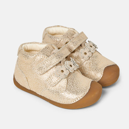 Bundgaard Barefoot Pequeña Flor con Tira Marfil Brillante