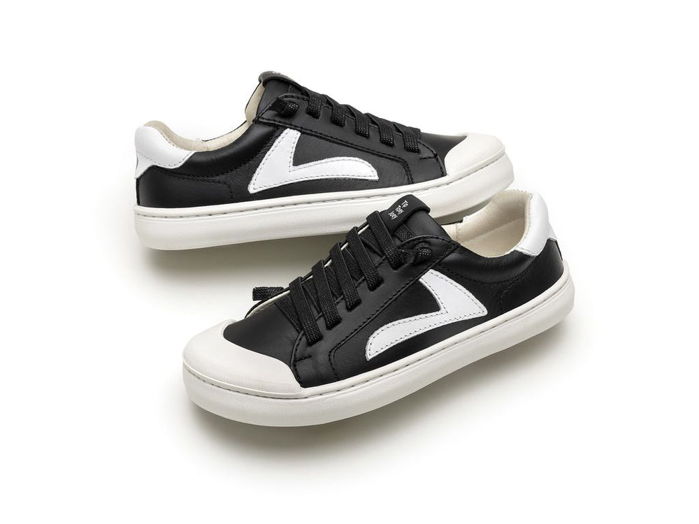 Tip Toey Joey Kidos Ground Black White