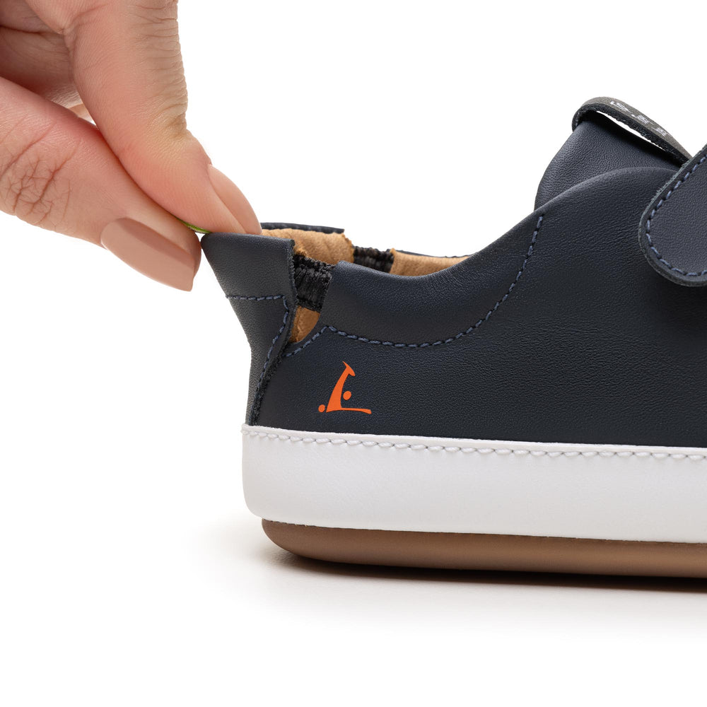 Tip Toey Joey Primeiros Bossy Navy White