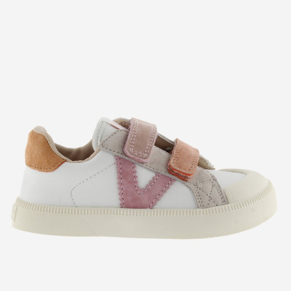 Victoria Barefoot Oliver Rosa