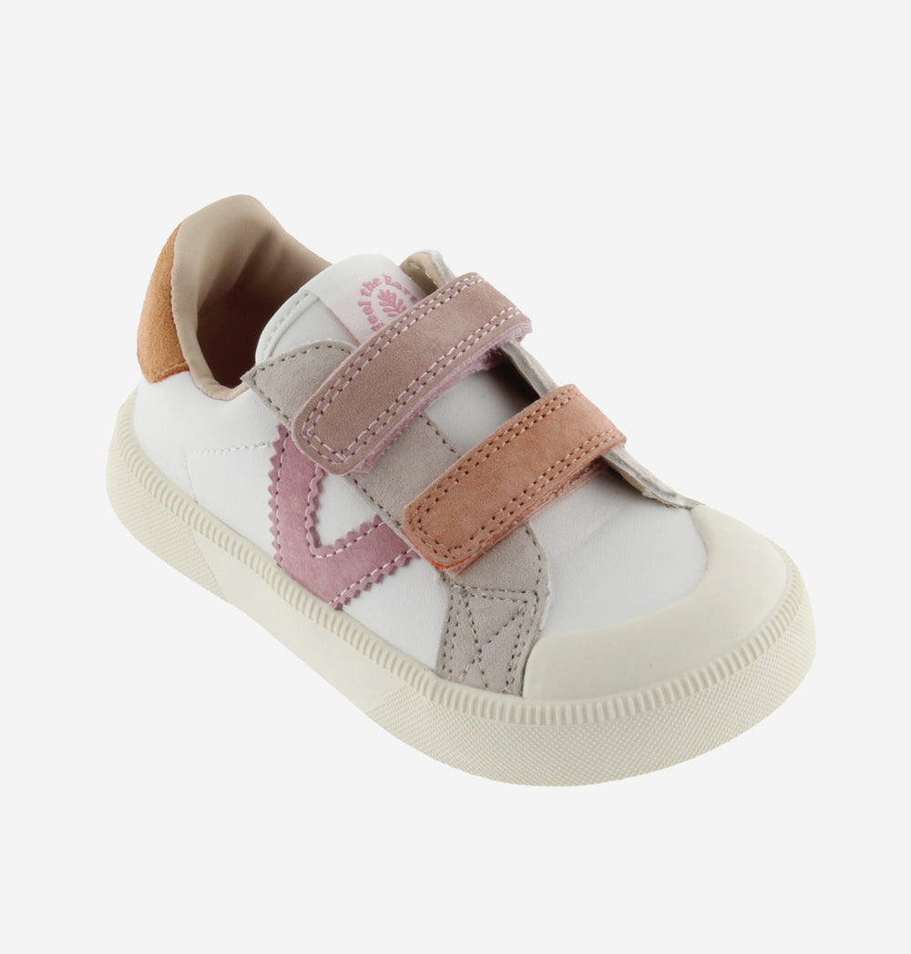 Victoria Barefoot Oliver Rosa