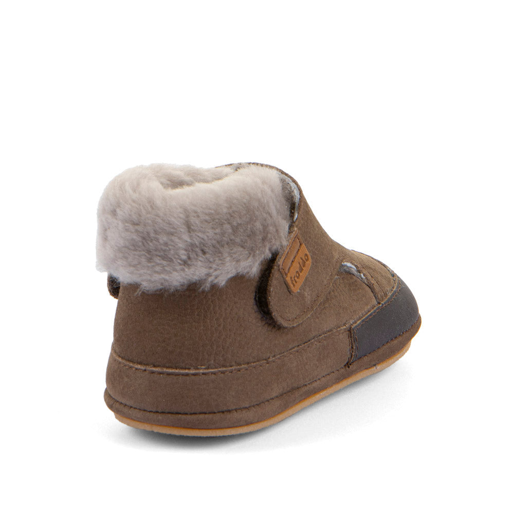 froddo-furry-walk-barefoot-fourres-brown