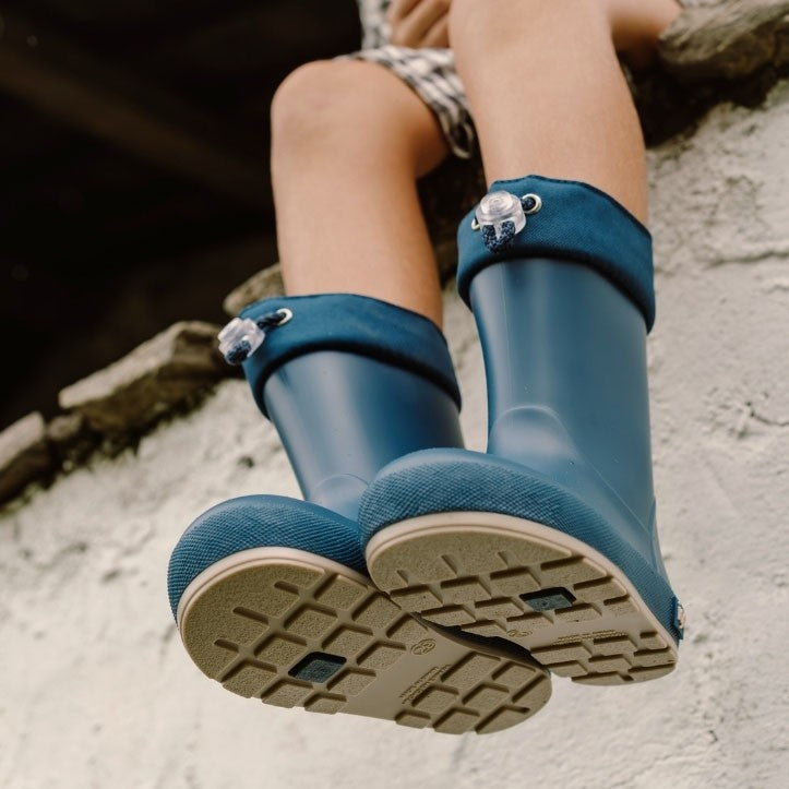 Igor Barefoot Yogi Dk Cuello Petroleo