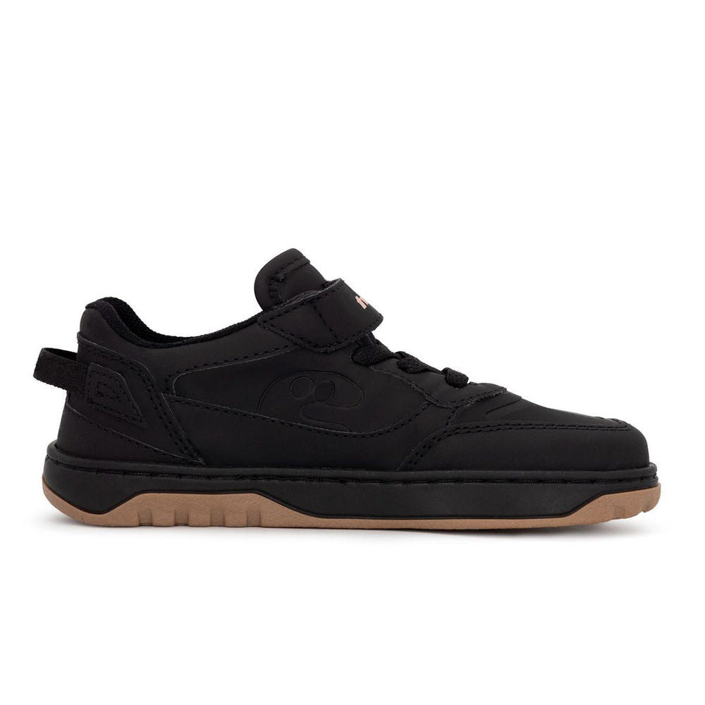 Tweest Court All Black