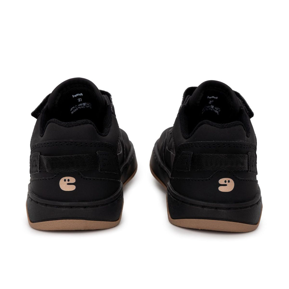Tweest Court All Black
